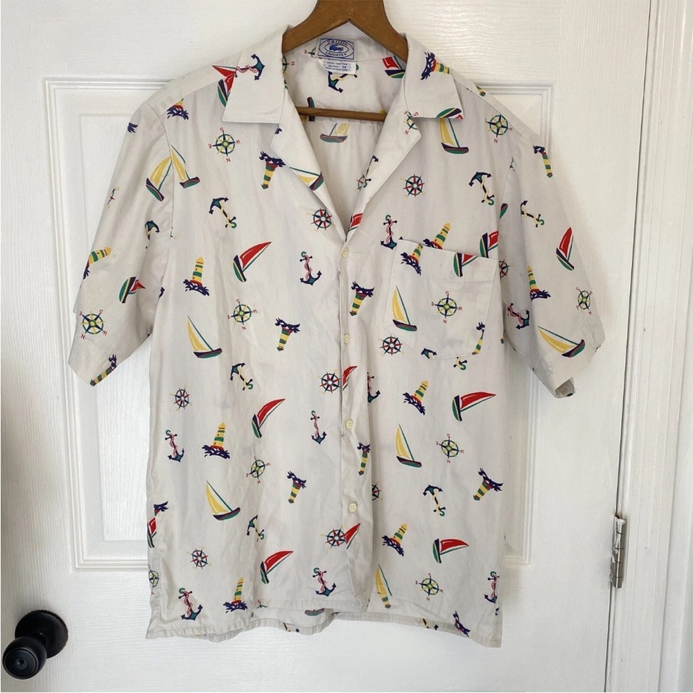 Vintage Mens IZOD LACOSTE Hawaiian Cotton Shirt  Short-Sleeve Medium White Stain